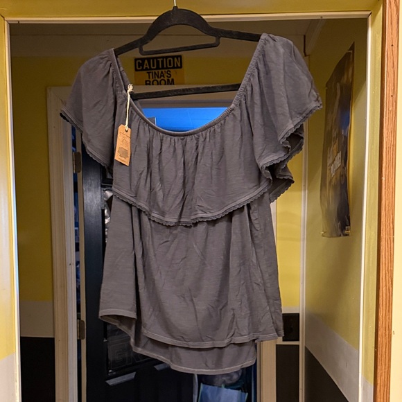 American Eagle Outfitters Gray Off-Shoulder Blouse - Picture 3 of 3
